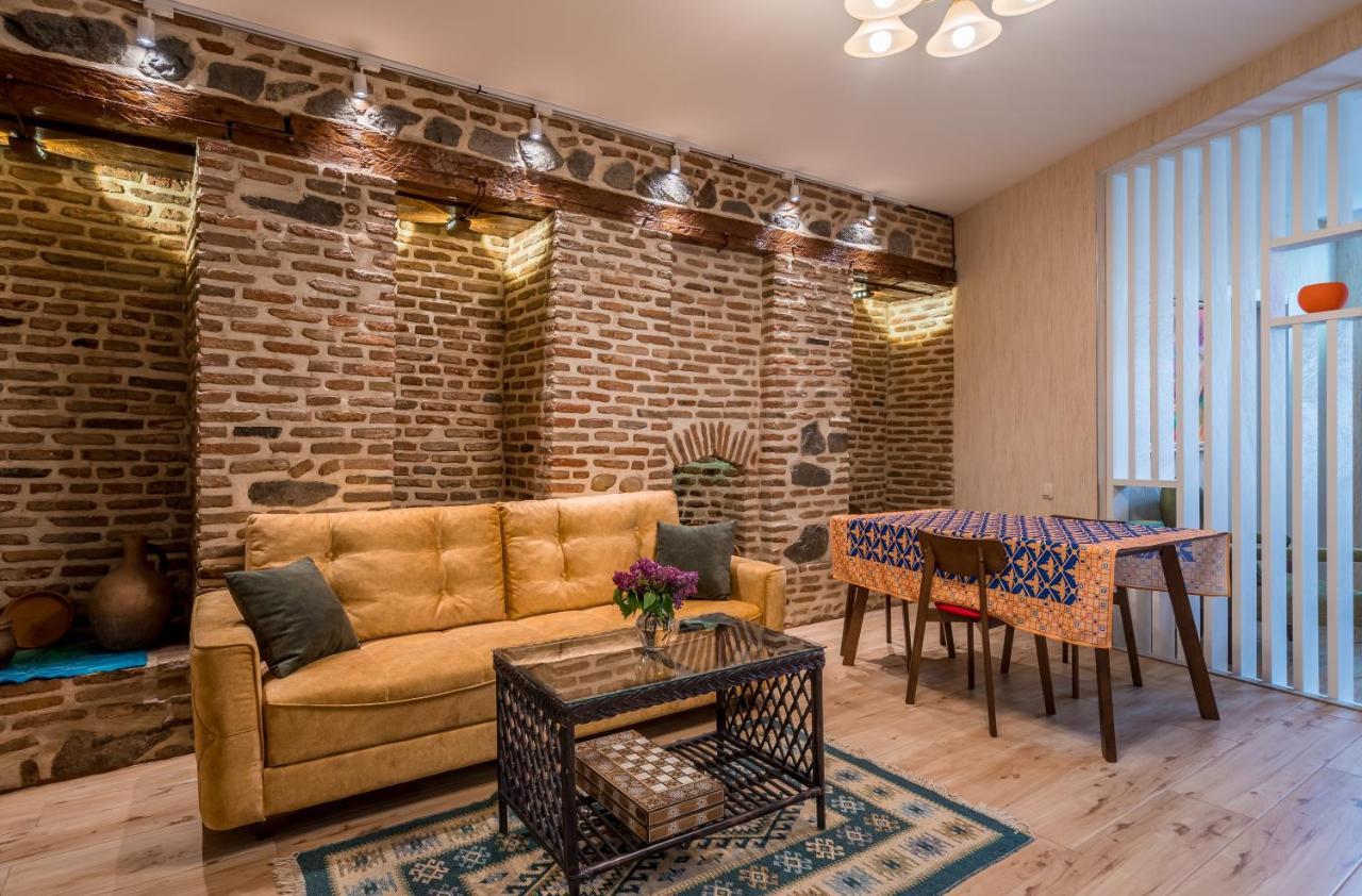 Sololaky Wall Tbilisi Exteriér fotografie